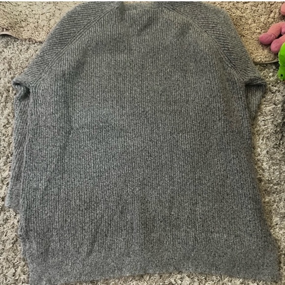 Naturals Reflections Gray V Neck Sweater 2XL - Picture 2 of 3